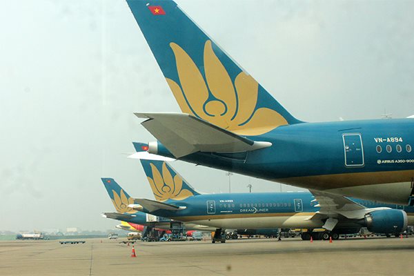 03/30日起限制國內線航班 