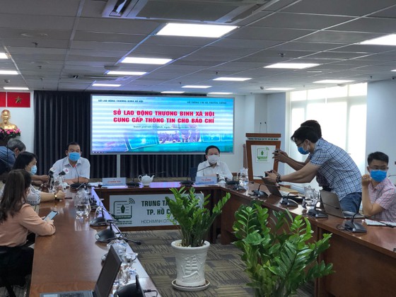 受疫情影響胡志明市600,000名員工失業