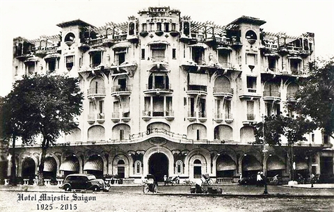 越房吧-越南投资,越南私募基金,Majestic饭店是由当时越南华侨富豪Hui Bon Hoa先生投资兴建于1925年，坐落于西贡Catinat和Quai de Belgique,越南证券,越南美女,(1)