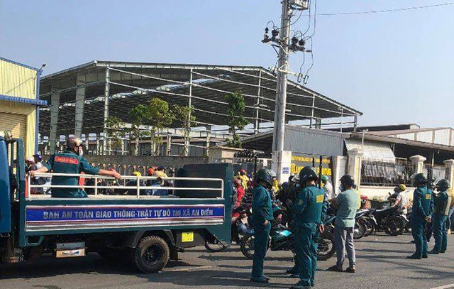 初六返回公司上班 員工'驚訝'發現公司已經解散! 越南財經 越南新聞