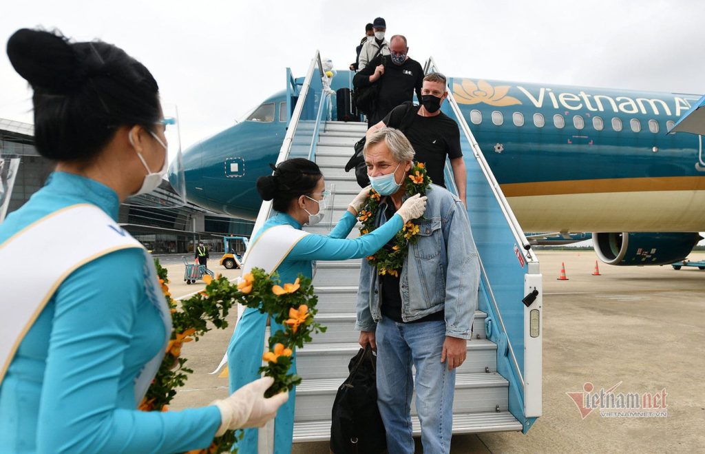 越南即將擴大持有「疫苗護照」入境適用對象 越南新冠肺炎疫情 疫苗護照 越南財經 越南新聞