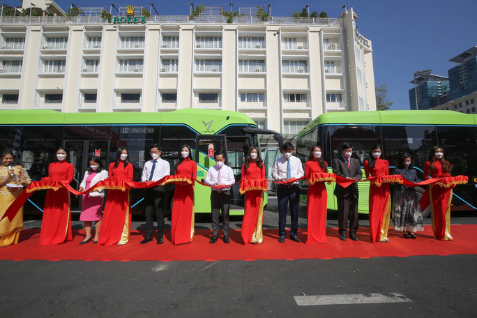 VinBus公司胡志明市第一條全電動公車路線正式啟用 越南公共運輸 越南財經 越南新聞 越南電動車市場