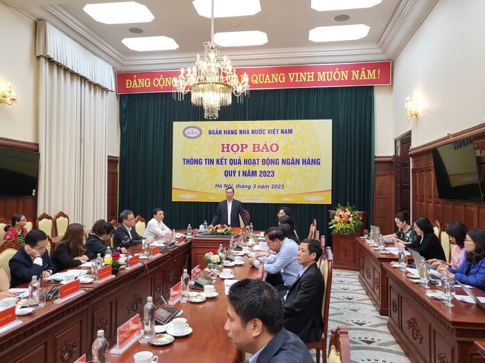 越南國家銀行表示目前銀行流動性過剩 越南商機 越南房地產 越南國家銀行 越南金融市場